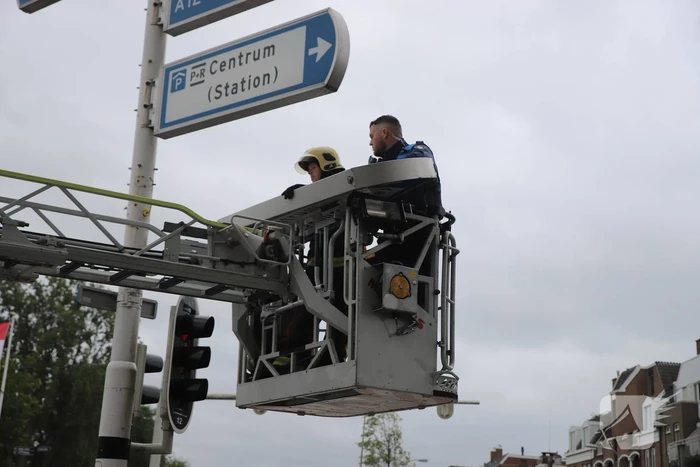 Loshangende bewegwijzeringsbord verwijderd bij storm Francis