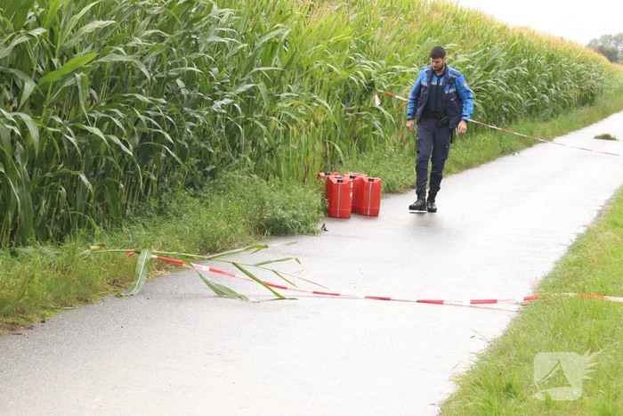 Vaten met mogelijk drugsafval aangetroffen