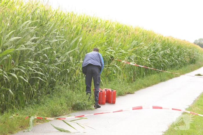 Vaten met mogelijk drugsafval aangetroffen