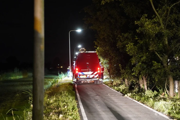 Fietser belandt in het water en raakt zwaargewond
