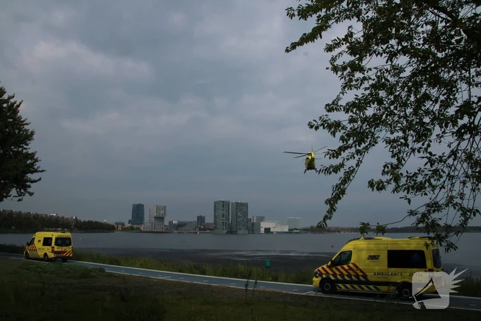 Traumahelikopter landt voor incident bij hoogspanningsmast
