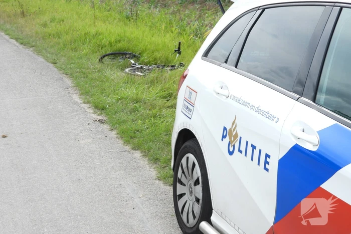 E-biker komt in botsing met grootpakpers
