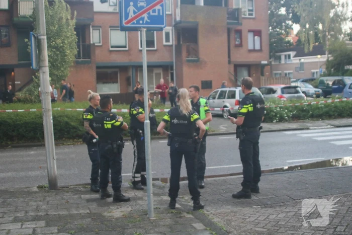 Mogelijk geschoten bij bushalte in Waterland