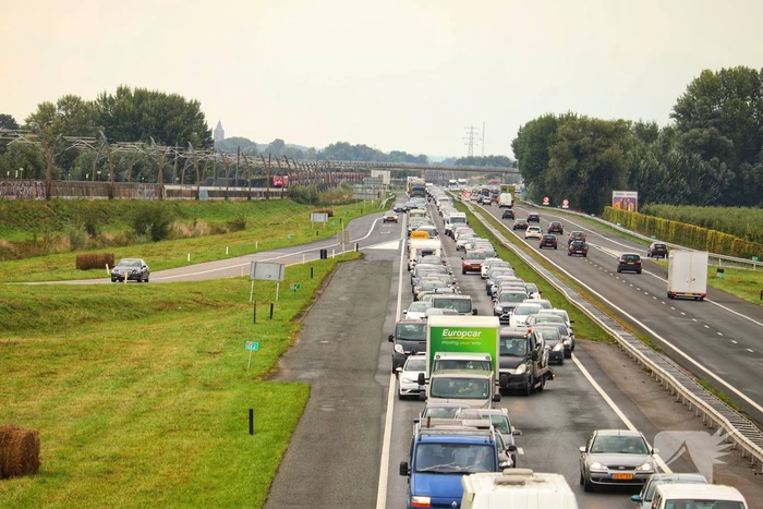 ongeval rijksweg a15 wadenoijen