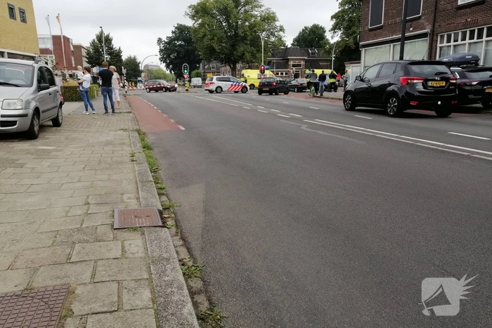 Veel schade bij aanrijding tussen twee auto's