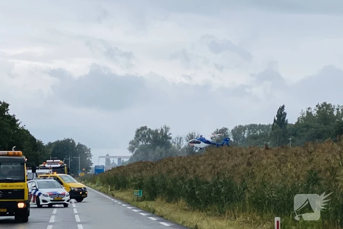 Twee zwaargewonden na frontale aanrijding