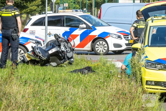 Motorrijder gewond naar ziekenhuis na harde val