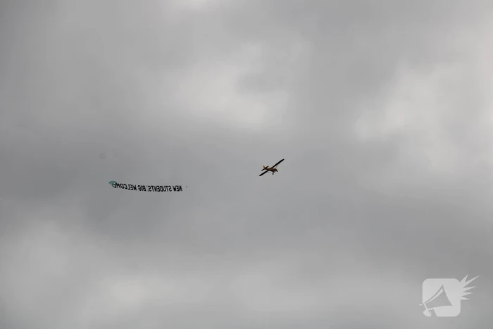 Nieuwe studenten verwelkomd vanuit de lucht