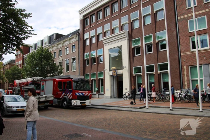 Provinciehuis ontruimd na mogelijk brand