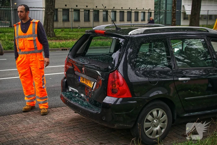 Schade na kop-staart aanrijding