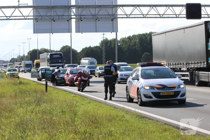 Meerdere gewonden bij ongeval op snelweg met meerdere voertuigen