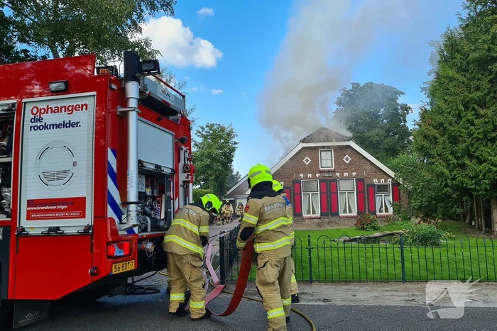 Veel rook bij brand in vrijstaande woning