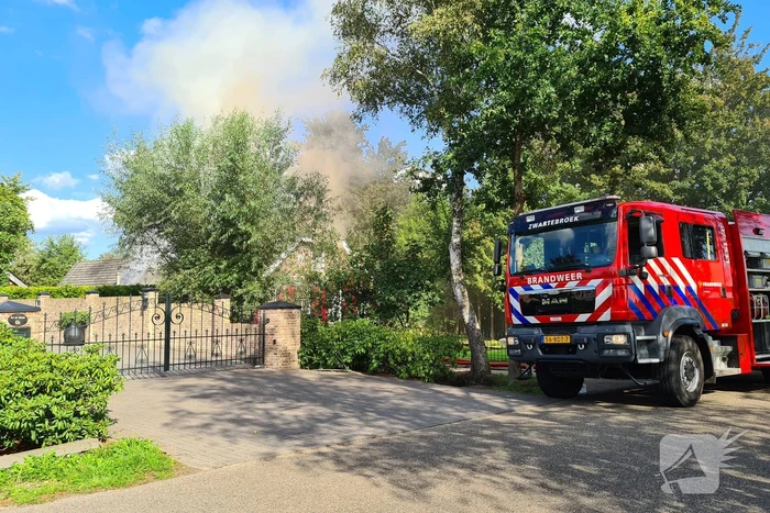 Veel rook bij brand in vrijstaande woning