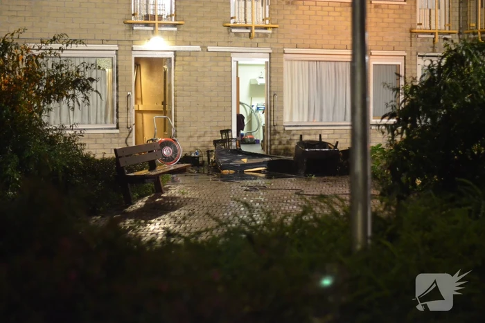 Wooncomplex Yulius ontruimd na brand