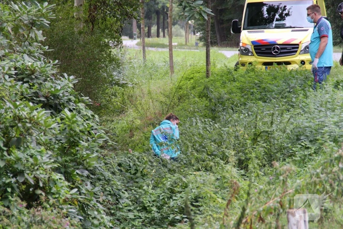 Persoon in greppel gevallen