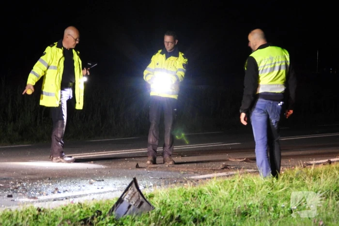 Twee personen bekneld bij zwaar ongeval
