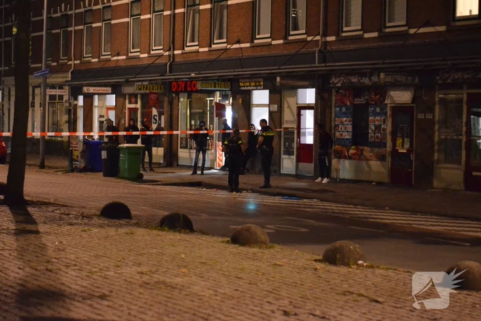 Auto beschoten, meerdere hulzen gevonden