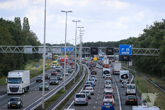 Enorme file na kop-staart aanrijding