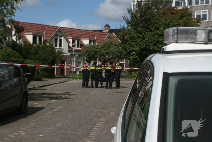 Overleden persoon aangetroffen na mogelijk misdrijf