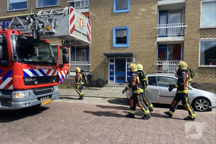 Brand op balkon van flatwoning op derde verdieping