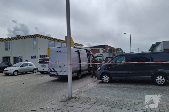 Persoon overleden bij explosie in bedrijfspand, politie doet groot onderzoek