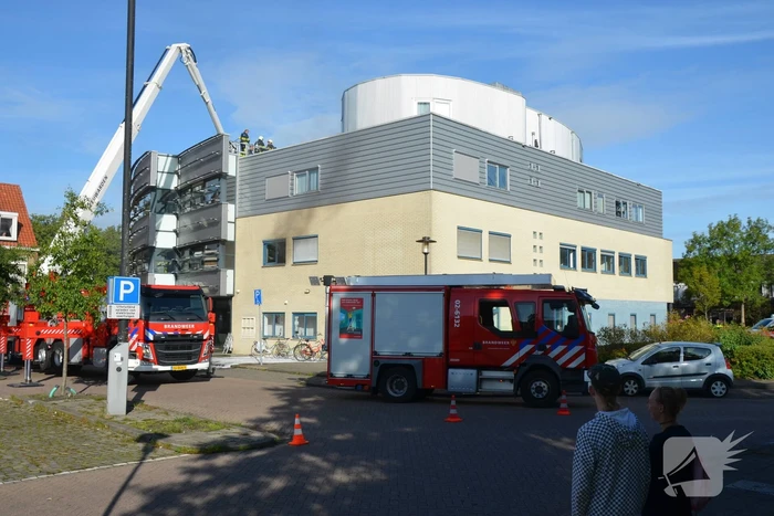 Veel rook bij brand in winkel