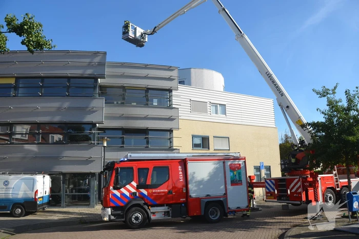 Veel rook bij brand in winkel