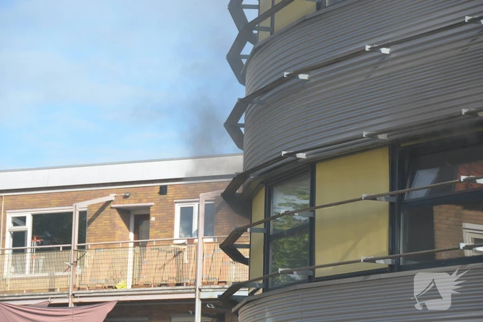 Veel rook bij brand in winkel