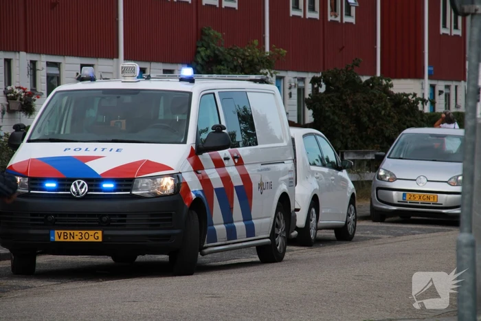 Fietser en scooterrijder gewond na aanrijding