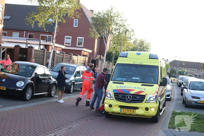 Gevallen fietser zorgt voor traumahelikopter in woonwijk