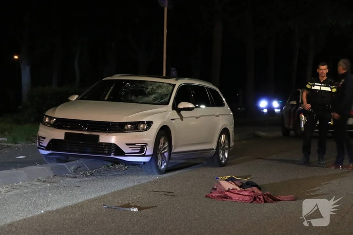 Fietsster gewond na aanrijding met auto