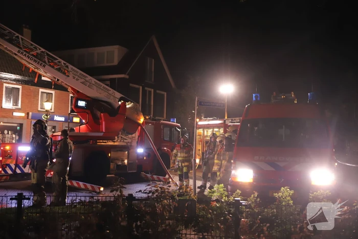 Grote uitslaande brand in cafetaria