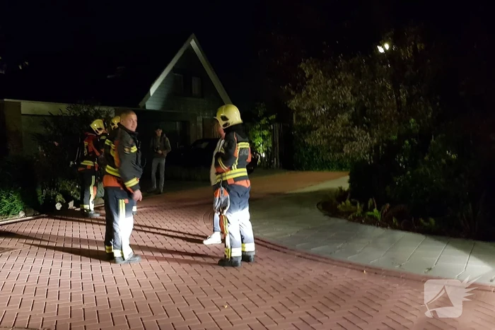 Onderzoek naar brandlucht in woning