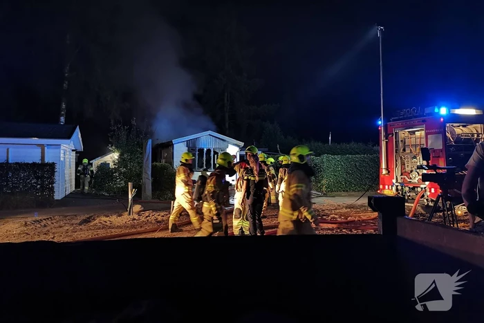 Flinke uitslaande brand in chalet