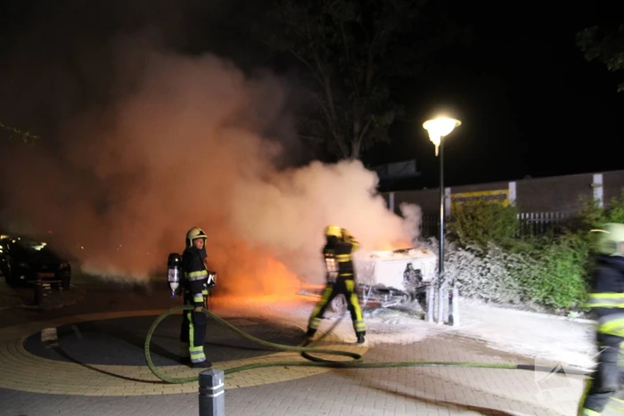 Boot op trailer uitgebrand