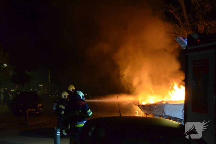 Boot op trailer uitgebrand