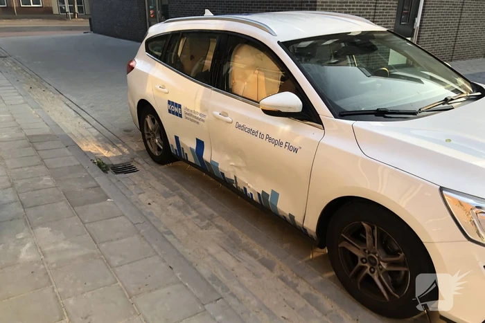 Scooterrijder gewond bij botsing met afslaande auto