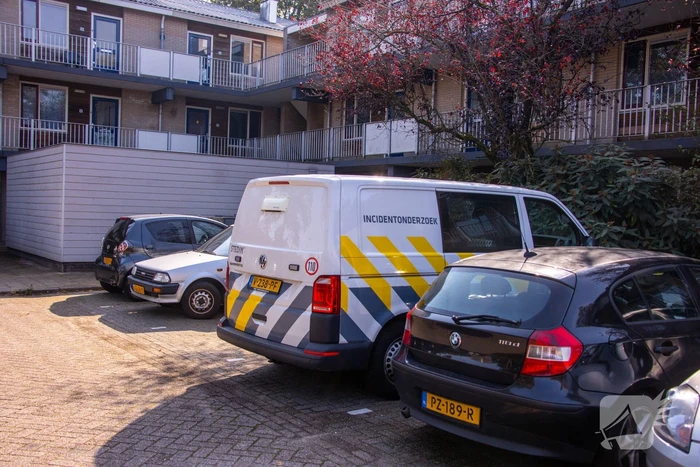 Woningen ontruimd bij flinke brand