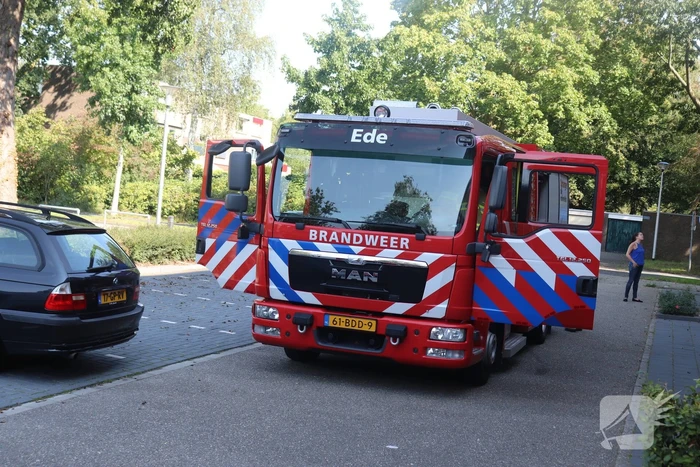 Brandweer doet onderzoek naar vreemde lucht