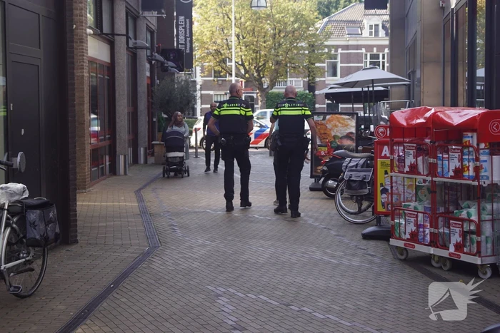 Jonge vrouw aangehouden bij drogisterij Kruidvat