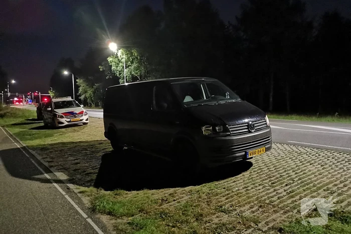 Politie zoekt met helikopter en speurhonden naar vermiste vrouw