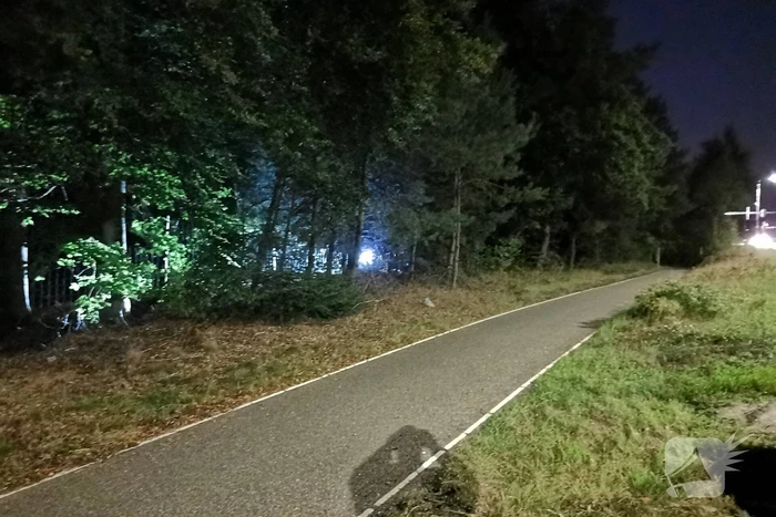 Politie zoekt met helikopter en speurhonden naar vermiste vrouw