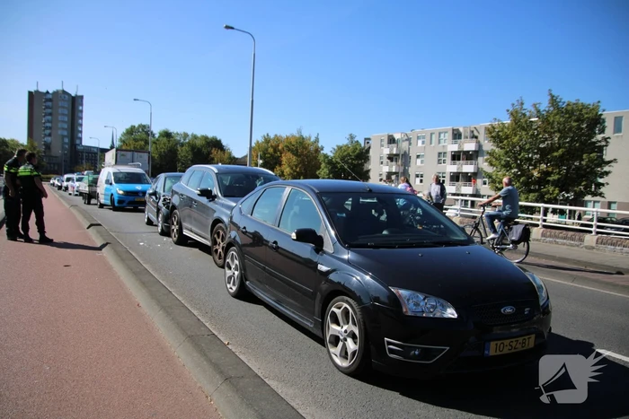 Veel schade bij kop-staartbotsing
