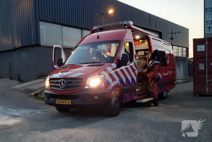 Persoon raakt te water