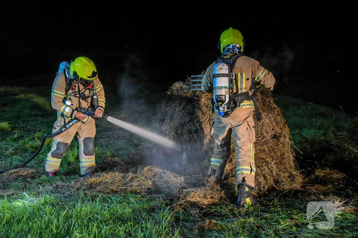 Autobrand blijkt brand in baal hooi