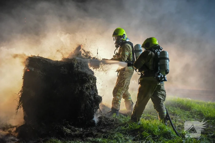 Autobrand blijkt brand in baal hooi