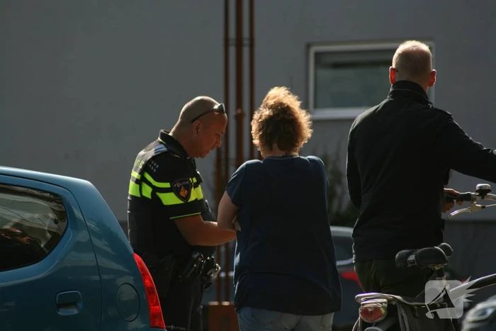 Vrouw gewond na aanrijding