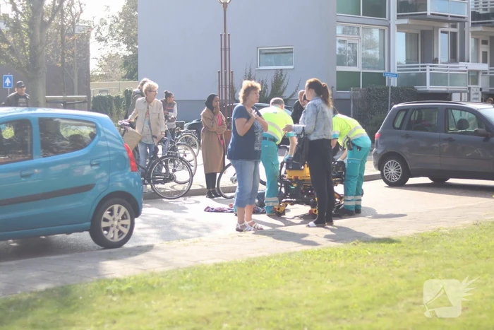 Vrouw gewond na aanrijding