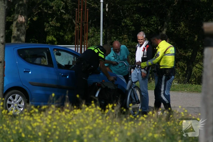 Vrouw gewond na aanrijding