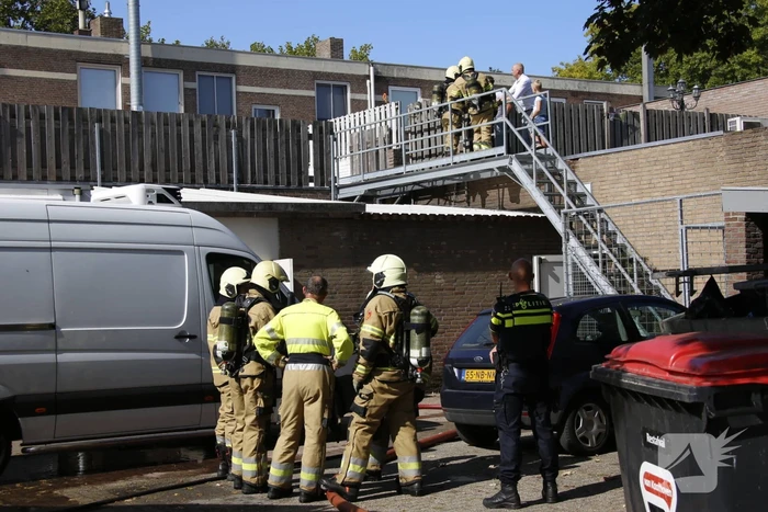 Flinke rookontwikkeling bij brand in appartement